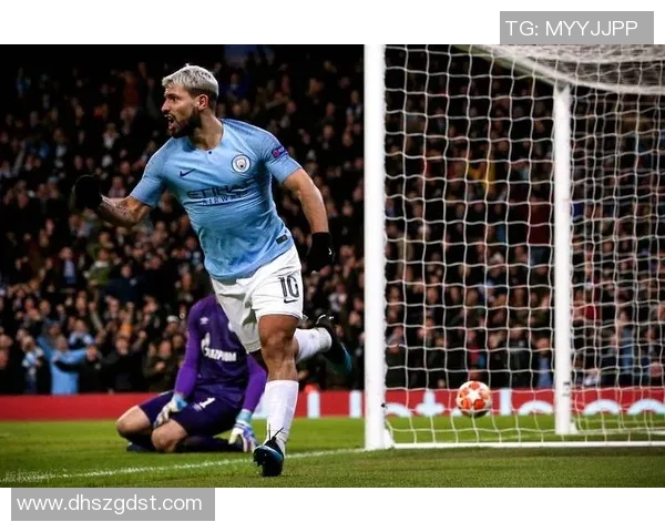 细数足坛巨星职业生涯中那些令人惋惜的意外事故与悲剧时刻