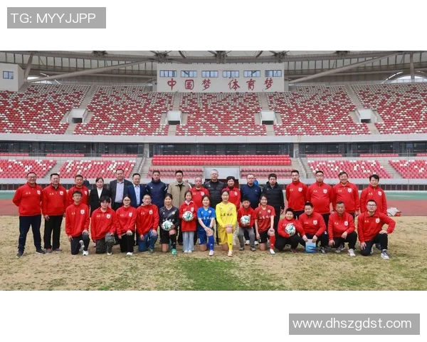 足球明星与中国球迷互动方式的差异及其背后的文化因素解析