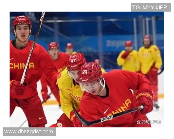 昂仁县中学足球队球星带领球队勇闯赛场展现非凡实力与青春风采